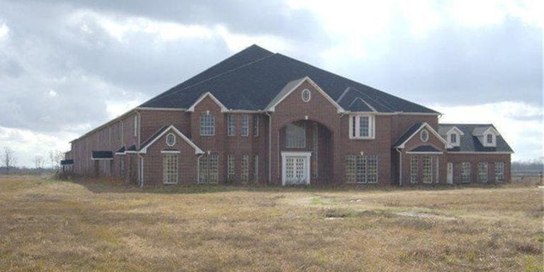 The Abandoned 46-Bedroom Manvel Mansion In Pearland, Texas