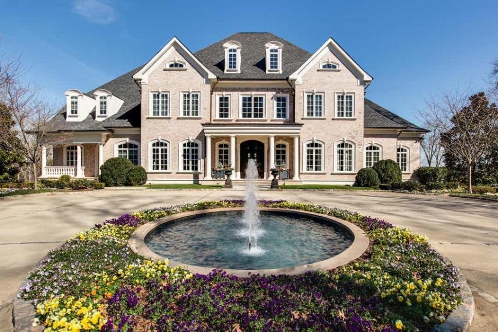 Kelly Clarkson's Mansion