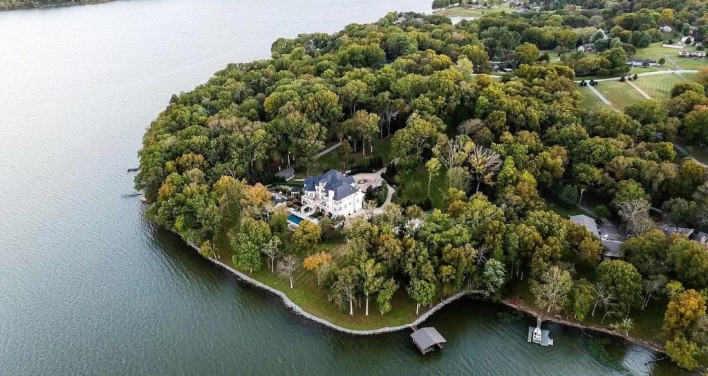 Kelly Clarkson's Mansion Aerial View