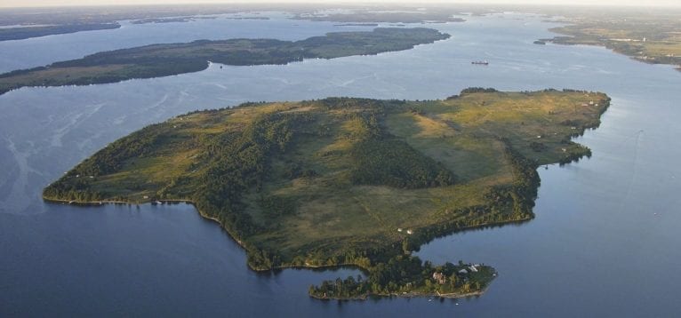 Carleton Island Villa - The Abandoned New York Island Mansion