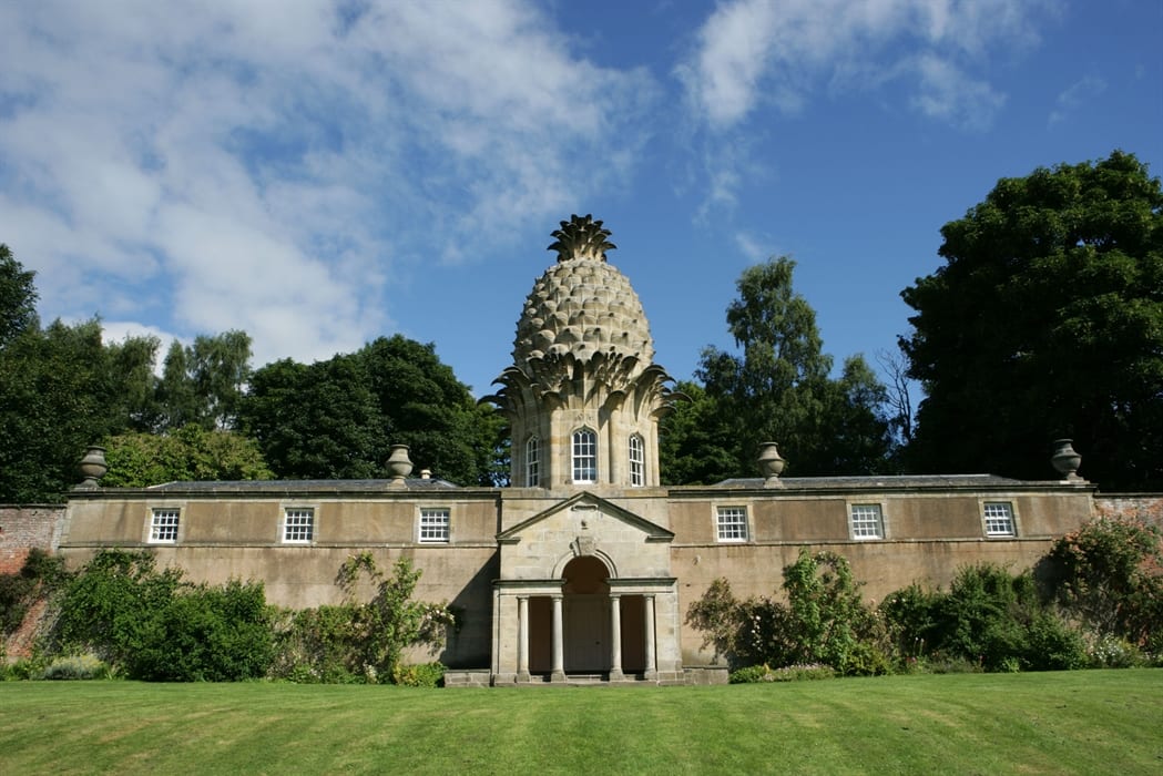 Dunmore Pineapple – Scotland’s Most Bizarre House