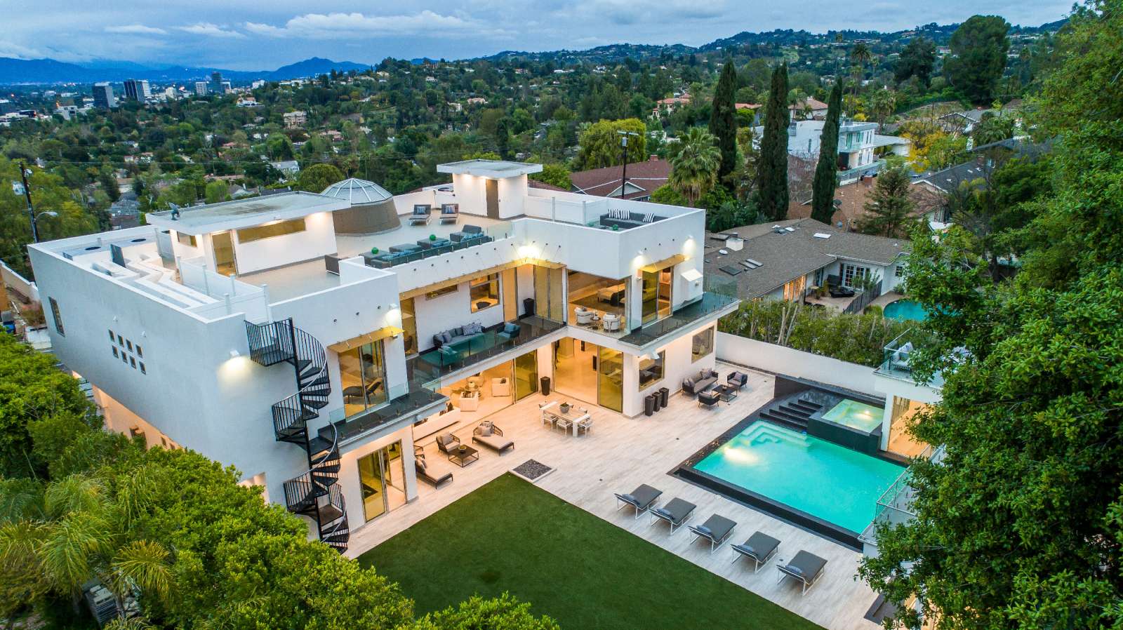 La La Land House Hits The Market For $6.45 Million