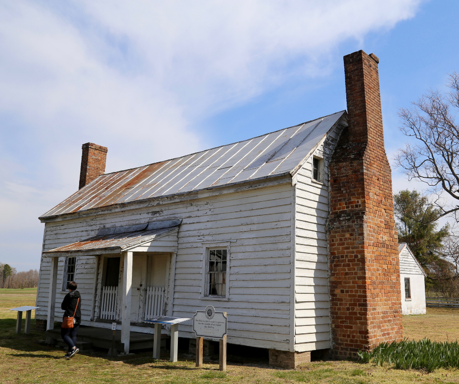 The oldest brick dwelling in the United States - Review of Bacon's